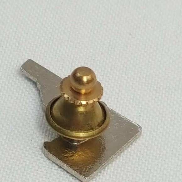 Vintage State of Idaho State Enamel Pin Farmland Blue Green Tie Hat Tack Lapel - Picture 2 of 5